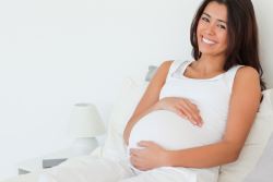 Egy számmal is megnőhet a lábunk a terhesség alatt