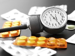 A vérnyomásgyógyszerek fokozhatják a végzetes esések kockázatát