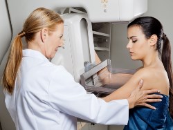 A mammográfiai szűrés nem növeli a mellrákos nők túlélési esélyeit?